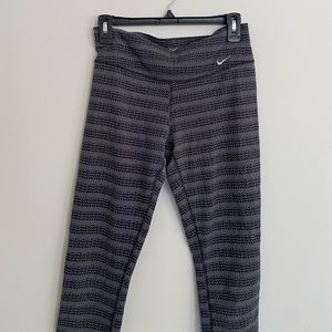 Nike dri-fit capri leggings